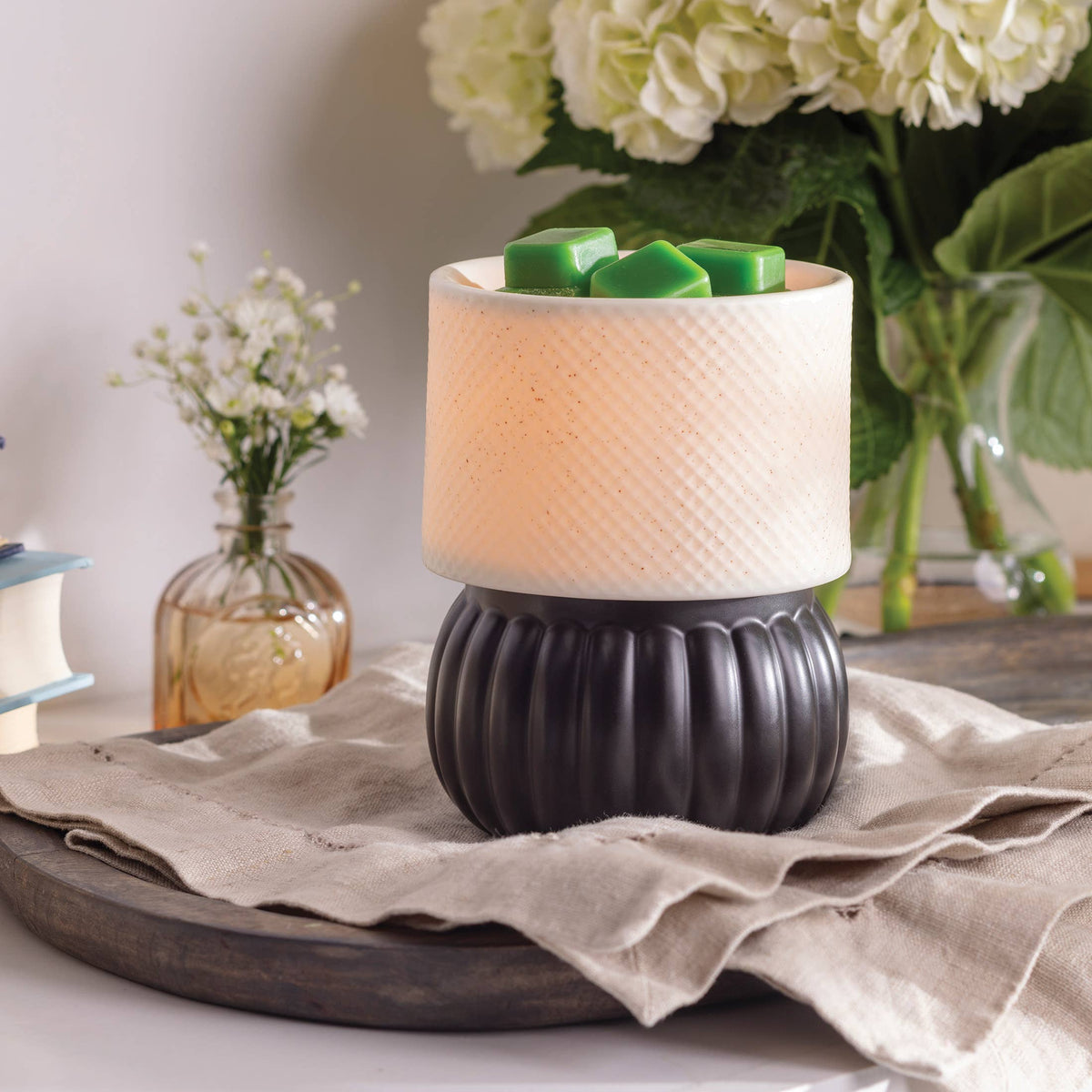 Luxe Lamp Illumination Wax Warmer