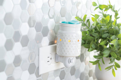 Classic White Hobnail Pluggable Wax Warmer