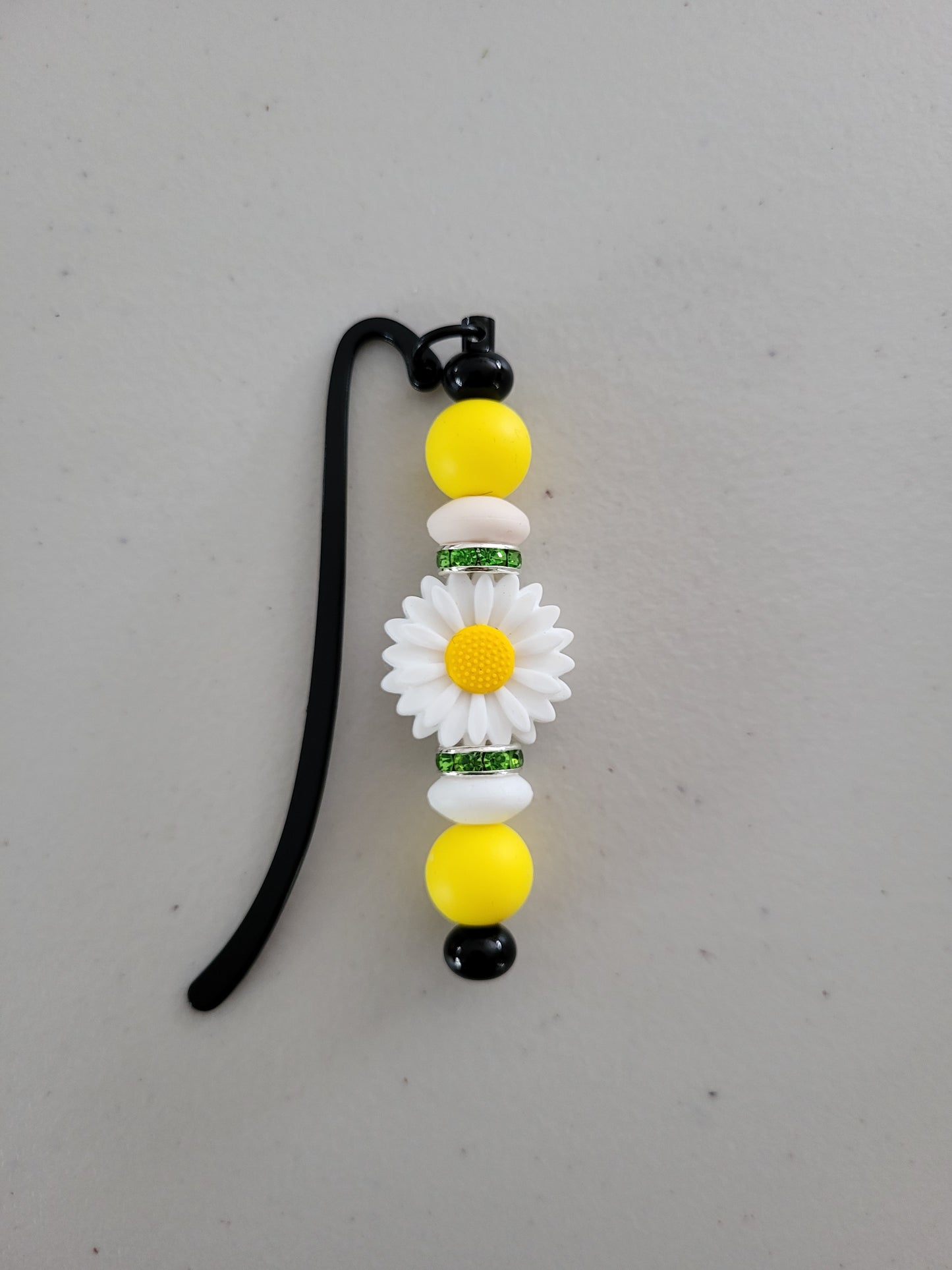 White Daisy Beaded Bookmark
